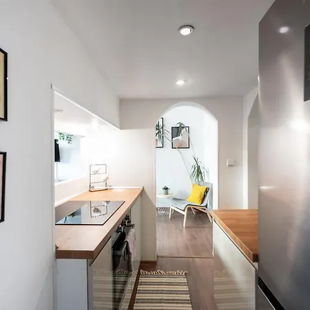 Botanic Apartment *